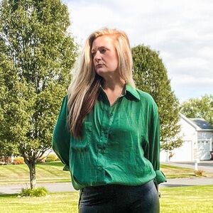 NWT En Merci Green Silky tunic